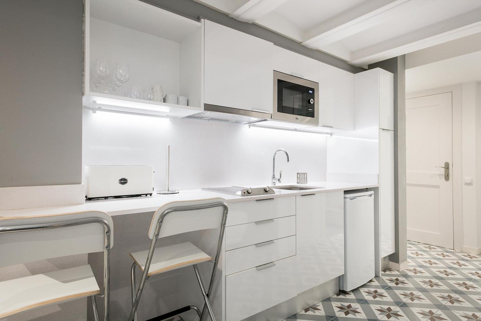 Uma Suites Sagrada Familia Barcellona Esterno foto